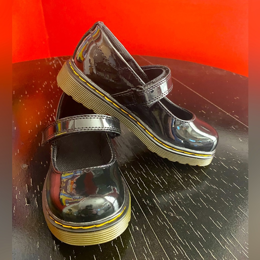 Girls Doc Marten Patent Leather Maccy Mary Janes 11